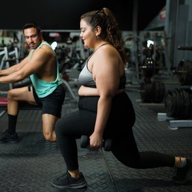 В Госдуме предложили давать людям с ожирением скидки в спортзал
