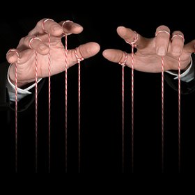 40% россиян верят в существование тайных организаций, которые управляют миром