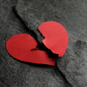 Мужчины в два раза чаще женщин умирают от синдрома разбитого сердца