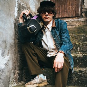 Что такое коллективная ностальгия — да, вся эта мода на кассетные плееры и фото на пленку