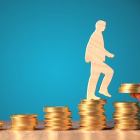 48 тыс. рублей — столько нужно зарабатывать в месяц россиянам, чтобы не считаться бедными