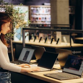 Стали известны размеры технологического сбора на телефоны и ноутбуки