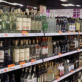В Подмосковье ограничили время продажи алкоголя в общепите в многоквартирных домах