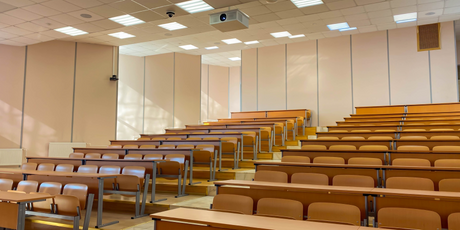 Две трети бюджетных мест в вузах Санкт-Петербурга занимают студенты из регионов