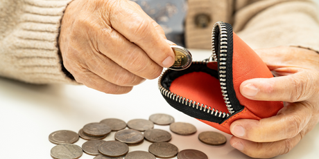 «Если гражданин отложит выход на пенсию на 10 лет, то он более чем в два раза увеличит свою пенсию», — депутат Госдумы Светлана Бессараб