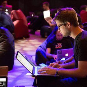 GeekBrains проведет бесплатную онлайн-конференцию для всех, кто хочет найти свое место в IT