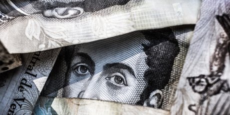 Курс дня: разбираемся в истории денег вместе с профессором экономики ЕУСПб