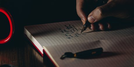 "Услышал? Запиши!": почему вести заметки от руки полезнее, чем печатать