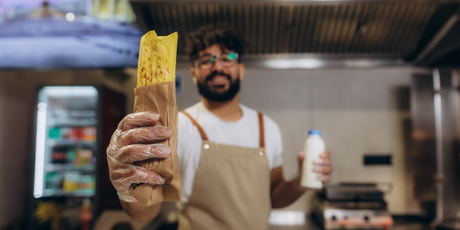 150 000 руб. — столько зарабатывают московские шаурмисты в месяц