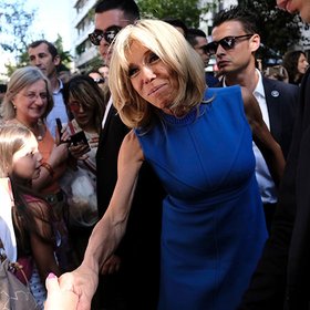 Жена Макрона станет учительницей в школе для взрослых