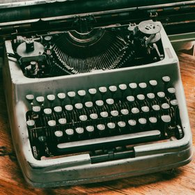 В Нью-Йорке осталась всего одна мастерская по ремонту печатных машин. Она держится благодаря киношникам из Голливуда