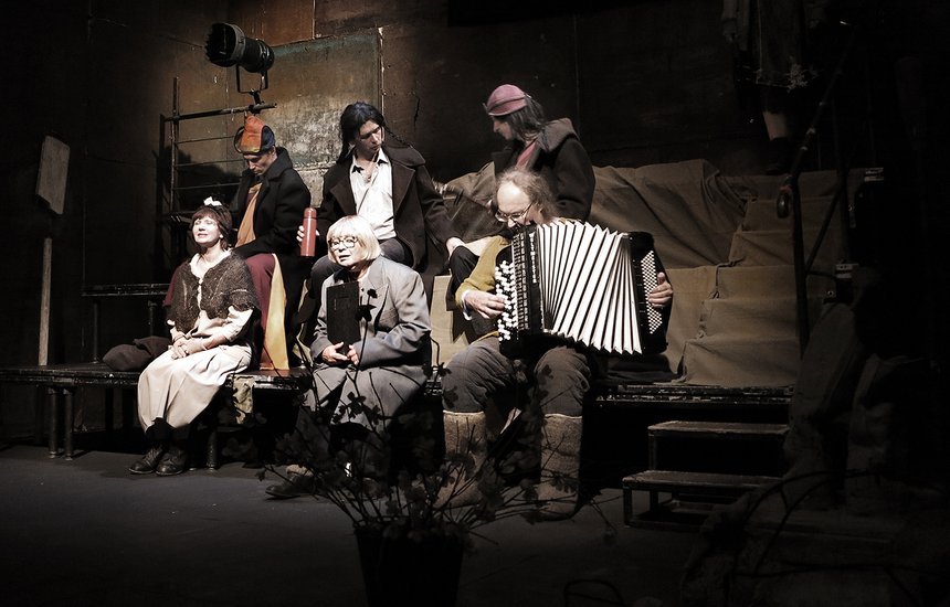 «Магадан/Кабаре», театр «Около»