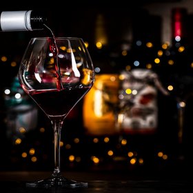 В России с августа 2026 года могут запустить онлайн-продажу вина