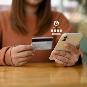 Российские банки стали чаще блокировать счета из-за переводов денег