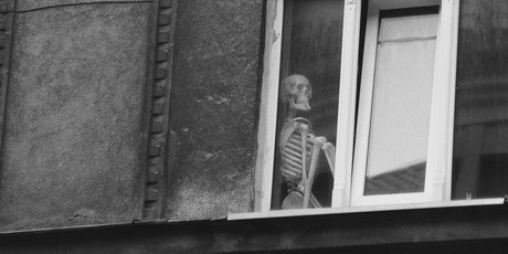 Результатом пандемии может стать посттравматическое расстройство. Что это такое и как проявляются его симптомы