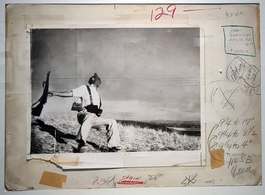 Роберта Капа. Смерть республиканца. 1936 год. Центр современной фотографии Роберта Капы