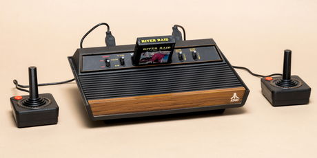 1977 — год выпуска 8-битной консоли Atari, которая обыграла ChatGPT в шахматы