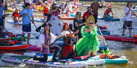 Куда пойти в Москве бесплатно: сап-фестиваль, йога в парке и фильмы с Мэрил Стрип