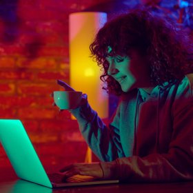 Изучить эзотерические языки программирования и научиться писать сериалы: 20 онлайн-курсов Школы дизайна НИУ ВШЭ