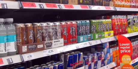 В Свердловской области запретили продавать энергетики рядом со школами и на концертах