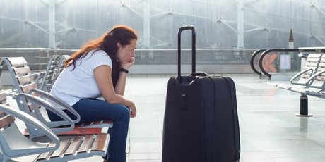 Пара из Испании не смогла улететь в отпуск из-за ошибки ChatGPT