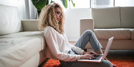 Бесплатные курсы, концерты и даже бар: 16 онлайн-платформ, которые открыли доступ из-за коронавируса