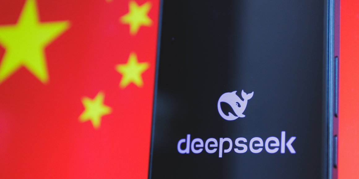 В чем секрет успеха китайской нейросети DeepSeek, которая обогнала ChatGPT