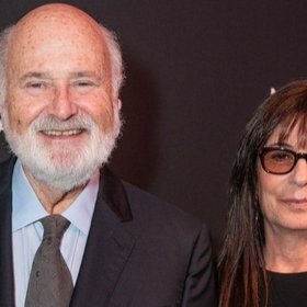 В США режиссера Роба Райнера с женой нашли дома убитыми: что известно о расследовании