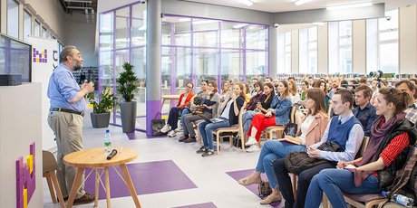 «Современные литературные практики»: в Шанинке запускается курс актуального письма и литературного менеджмента