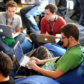 Исследование: чем российские программисты отличаются от зарубежных в профессиональном плане и в быту