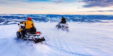 В Пермском крае во время катания на снегоходах пропали 13 человек: что известно о ситуации