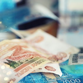 393 330 рублей в месяц — столько, по мнению россиян, должен зарабатывать человек, чтобы считаться богатым