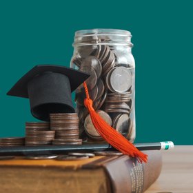 Преподавателей челябинского университета обязали заработать по 2 млн рублей для вуза