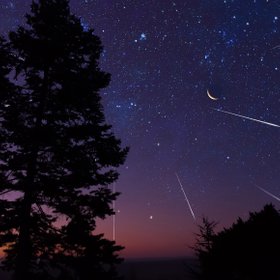 Как увидеть Меркурий, комету и метеорный поток в апреле 2026 года