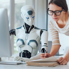 Минцифры готовится внедрить ИИ в госуправление