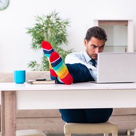 Исследование: переход на удаленку разделил пользователей соцсетей — недовольных чуть больше