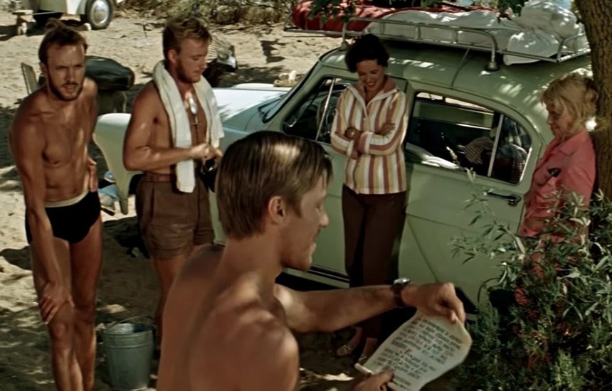 Советские кинокартины в «Зарядье»: «Три плюс два» (1963) и «Будьте моим мужем» (1981).