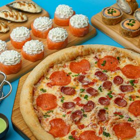 «Неправильно продвигать кухню тех стран, которые враждебно относятся к России»: «Коммунисты России» предложили ввести налог на суши, пиццу и роллы