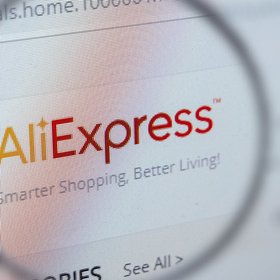 Самозанятые из России смогут открывать магазины на AliExpress. Компания предлагает льготы