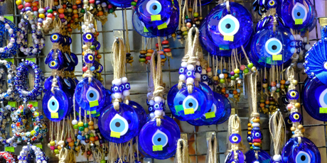 С начала 2026 года спрос на талисманы от сглаза в России вырос на 120%