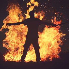 Зумеры выгорают на работе быстрее, чем представители других поколений