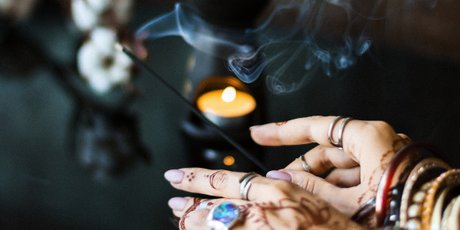 Как выбрать ароматы для дома — и не опасны ли они для здоровья