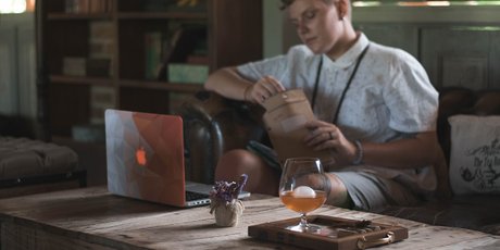 Работа во время отпуска разрушает нашу мотивацию — как этого избежать? 3 простых совета