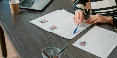 51% — столько россиян считают, что трудно найти новую работу, схожую с текущей