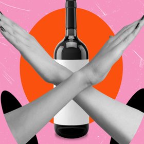 «На весь декабрь и новогодние праздники нужно запретить продавать алкоголь, чтобы россияне провели это время трезвыми», — создатель движения «Армия трезвости» Павел Болоянгов