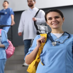 10-12% — на столько выросла стоимость обучения в российских медицинских вузах