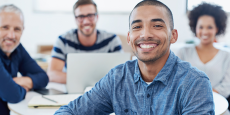 «Только для славян». Суды запретили работодателям использовать эту фразу в объявлениях