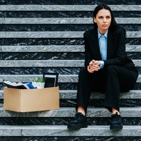 Почему в России и мире массово увольняют людей и продолжится ли это в 2026 году