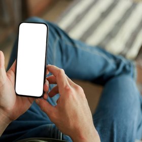 88 — столько дней в году люди в среднем проводят за телефоном