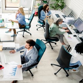 84% россиян считают офис самым продуктивным местом работы